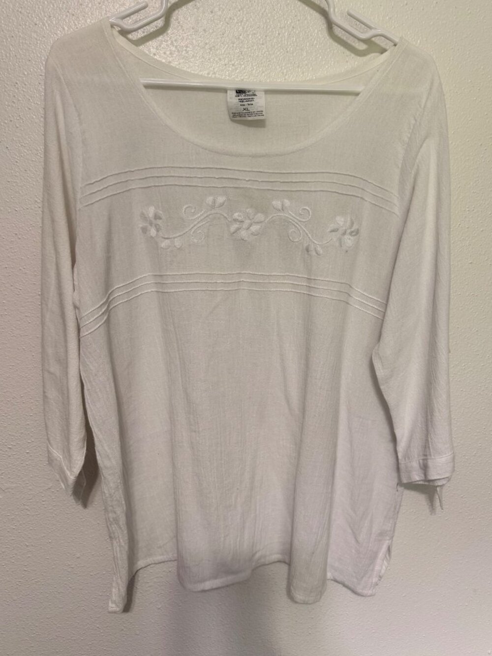 Mr Buho Top White Cotton Gauze NWT Emboidered Front Tie Sleeves Womans XL